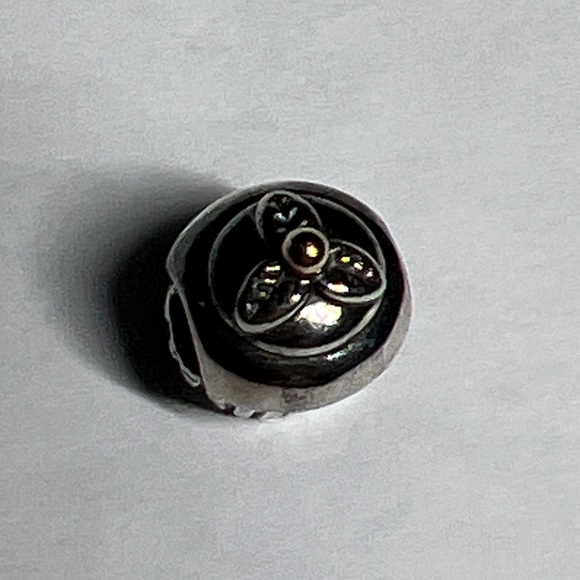Pandora Cupcake w Gold Cherry on Top Charm - Picture 3 of 11